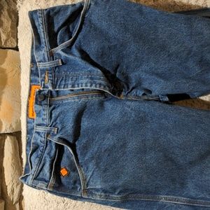 Wrangler FR Cat 2 with a Arc rating of 23.7 atpv size 34x34 men's